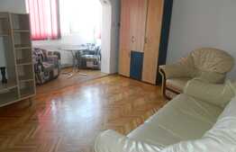 Apartament 3 camere, 70 mp, decomandat, zona UMF