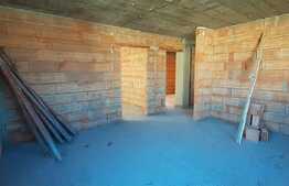 EXCLUSIVITATE! Apartament 3 camere, 58 mp, terasa 15mp, gradina 20mp, zona Sub Cetate