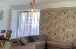 Apartament cu 3 camere, 2 terase, 78 mp, garaj, zona strazii Soporului