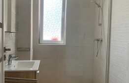 Apartament cu 3 camere, 2 terase, 78 mp, garaj, zona strazii Soporului