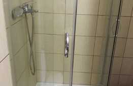 3 camere, decomandat, 86mp, 2 bai, balcon, A.C., parcare, boxa, zona Hotel Napoca