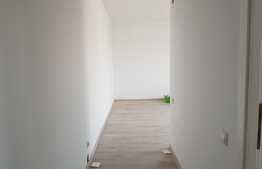 Apartament 2 camere, luminos, 2 balcoane, loc parcare! Zona strazii Catanelor!