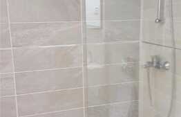 Apartament cu 2 camere, 56 mp , modern, loc de parcare, aer conditionat, zona strazii Trifoiului 