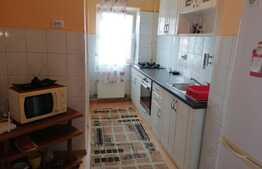 Apartament 3 camere, 80 mp, decomandat, zona Calea Floresti