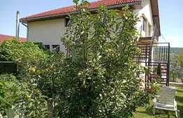 Casa individuala 210 mp, teren 660 mp, finisata si mobilata, la cheie!