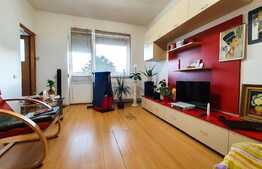 Apartament cu o camera + nisa de dormit + parcare, 39 mp, zona strada Libertatii