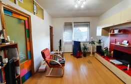 Apartament cu o camera + nisa de dormit + parcare, 39 mp, zona strada Libertatii