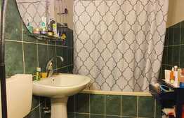 Apartament cu o camera + nisa de dormit + parcare, 39 mp, zona strada Libertatii