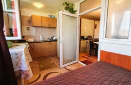 Oportunitate! Garsoniera 30.55mp + 2 boxe + loc de parcare si priveliste superba