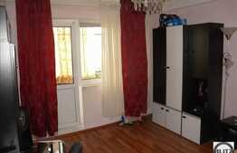 Apartament de vanzare cu 2 camere ,cu  balcon, zona magazinul Profi