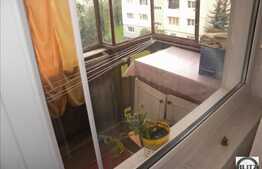 Apartament de vanzare cu 2 camere ,cu  balcon, zona magazinul Profi