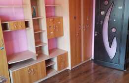 Apartament 2 camere, 57 mp plus teren in fata blocului cu Cf ,posibilitate de spatiu comercial !  zona Petrom Baciu!