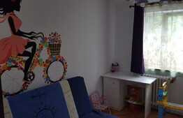 Apartament 4 camere, decomandat, etaj intermediar, zona Calea Floresti