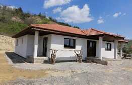 Casa 180 utili, teren 1000 mp, Campenesti!