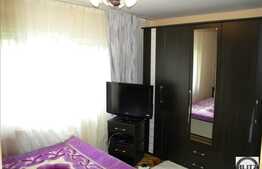 Apartament 3 camere, decomandat, zona Aleea Borsa, 67 mp, boxa depozitare