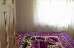 Apartament 3 camere, decomandat, zona Aleea Borsa, 67 mp, boxa depozitare