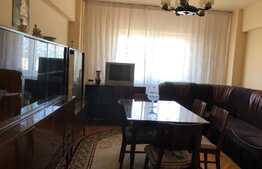 Apartament 4 camere, 80 MP etaj intermediar, Aleea Peana