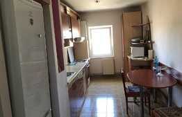 Apartament 4 camere, 80 MP etaj intermediar, Aleea Peana