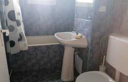 Apartament 2 camere, 52 mp, decomandat, zona Vivo