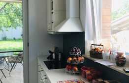 Casa individuala finisata si mobilata la cheie