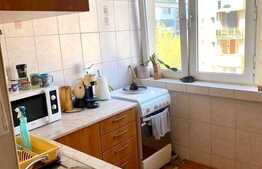 Apartament cu 3 camere, 87mp, zona strazii Alexandru Vlahuta