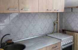 Garsoniera decomandata, 30 mp, recent renovata, zona Detunata