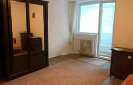 Garsoniera decomandata, 30 mp, recent renovata, zona Detunata