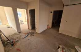 OPORTUNITATE! Apartament 3 camere, 77mp, 2 bai, etaj 2! Zona strazii Florilor!