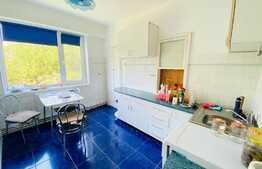 4 camere, decomandat, 100 mp, zona strazii Andrei Muresanu