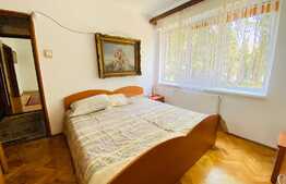 4 camere, decomandat, 100 mp, zona strazii Andrei Muresanu