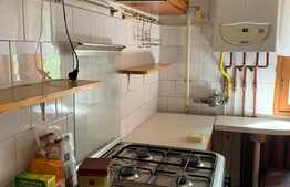 Apartament cu 3 camere, decomandate, 70 mp, parcare, zona strazii Dambovitei