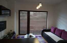 Apartament modern, 2 camere, balcon, garaj, zona Zorilor 