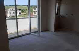 EXCLUSIVITATE! Apartament 3 camere, 75 mp, CF, 2 balcoane, zona strazii Stejarului!