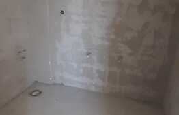 EXCLUSIVITATE ! Apartament 3 camere, CF, semifinisat! Zona strazii Stejarului!