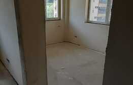 EXCLUSIVITATE ! Apartament 3 camere, CF, semifinisat! Zona strazii Stejarului!