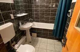 Apartament 3 camere, decomandat, 65mp, Plopilor