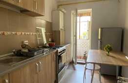 Apartament 3 camere, 50 mp , zona strazii Mehedinti