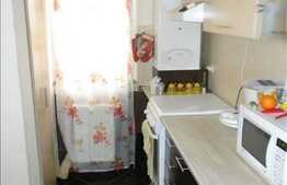 Vanzare 1 camera, 35 mp plus 10 mp balcon, zona Porii!