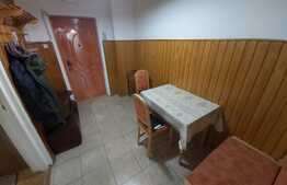 2 camere decomandate, 50 mp si Parcare, 2 balcoane, zona Hotel Royal