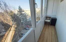 2 camere decomandate, 50 mp si Parcare, 2 balcoane, zona Hotel Royal