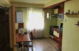Apartament 4 camere, 90.60 mp, decomandat, zona strazii Scortarilor