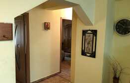 Apartament 4 camere, 90.60 mp, decomandat, zona strazii Scortarilor