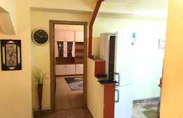 Apartament 4 camere, 90.60 mp, decomandat, zona strazii Scortarilor