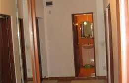 Apartament 3 camere, 76 MP, 2 balcoane, zona Petrom