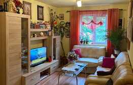 Apartament cu 4 camere, etaj intermediar, 78 mp, la cheie