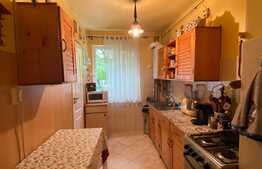 Apartament cu 4 camere, etaj intermediar, 78 mp, la cheie