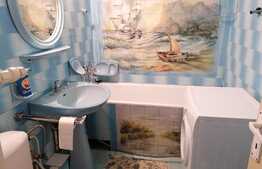 Apartament cu 4 camere, 80 mp, decomandat, 2 bai , zona BRD Central