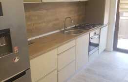 Apartament 3 camere, 60 mp, zona Stejarului