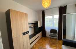 Apartament 3 camere,70 mp, zona strazii Brates