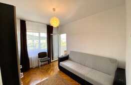 Apartament 3 camere,70 mp, zona strazii Brates